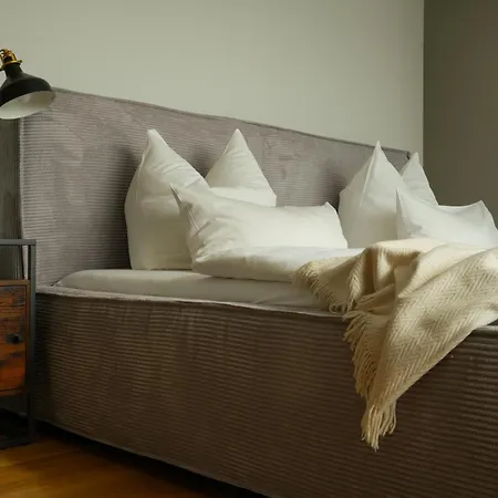 Maisonette Stadtglueck アパート *